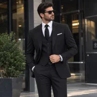تولید و فروش عمده کت و شلوار مردانه(کشی و فاستونی)