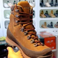 کفش کوهنوردی