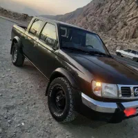 نیسان پیکاپ دوکابین