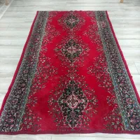 فرش کناره رنگ قرمز کارکرده