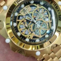 ساعت اینویکتا