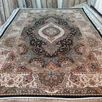 یک تخته ۹‌ متری تک ۷۰۰‌ شانه تراکم ۳۰۰۰|فرش|مشهد, شهید مطهری|دیوار