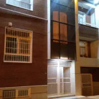 ویلایی سه طبقه جمهوری