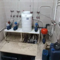 تاسیسات لوله کشی سردگرم فاضلاب شوفاژ نصب پمپ اب