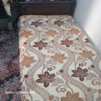 تخت خواب یک نفره