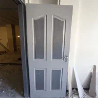 فروش سه عدد درب چوبی و فلزی