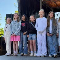 زبان دانمارکی با آدرینا|خدمات آموزشی|شیراز, میرزاکوچک خان|دیوار