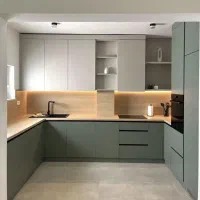 کابینت طوسی‌وسبز کار حرفه ای هایگلاس سوپرمات