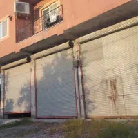 مغازه بر خیابان اصلی نور به چمستان