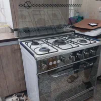 اجاق گاز ۵ شعله طرح فر و ۳ تیکه کابینت ام دی اف