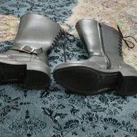 پوتین مشکی|کیف، کفش، کمربند|نسیم‌شهر, |دیوار