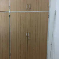 در کمد دیواری