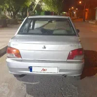 ماشین ۱۳۲ مدل ۸۹ نقره ای