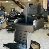 صندلی میکاپ و اصلاح|آرایشگاه و سالنهای زیبایی|کرج, مصباح|دیوار