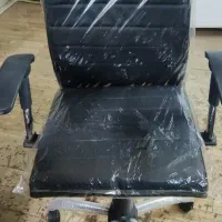 صندلی گردان مدیریت پشت توری|صندلی و نیمکت|کرج, اصفهانی‌ها|دیوار