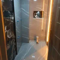 کاشی کاری سرامیک بین کابینتی استخر