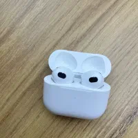 AirPod 4