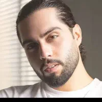 فروش دو تا بلیط کنسرت حامیم ۲ میلیون