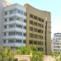 ۸۱متر ۴پارکینگ *ساختمان فرخ*