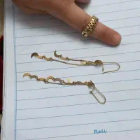 گوشواره و انگشتر ۱۸ عیار ۴/۴۰۰