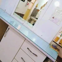 دکورارایشی|آرایشگاه و سالن‌های زیبایی|خان ببین, |دیوار