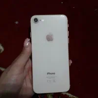 ایفون 8