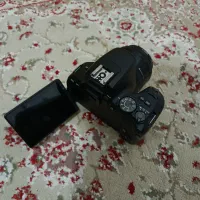 دوربین canon 200D با لنز 50 فیکس|دوربین عکاسی و فیلم‌برداری|ورامین, ورامین|دیوار