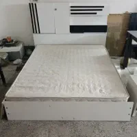 تخت خواب دونفره به همراه کمد سالم