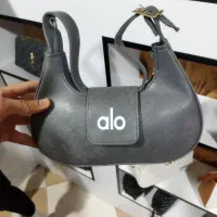 کیف دستی و دوشی زنانه|کیف، کفش، کمربند|مریوان, |دیوار