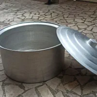 دیگ بزرگ