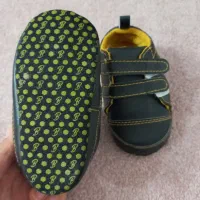 کفش بچگانه|کفش و لباس بچه|اصفهان, آبشار|دیوار