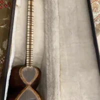 تار ایرانی چوب توت نیازمند تعویض پوست