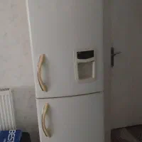 یخچال کاملا تمیز وسالم