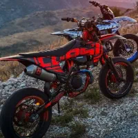 استیکر انواع موتور گرافیکی