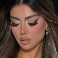 تخفیف فوق العاده میکاپ شینیون و آموزش|خدمات آرایشگری و زیبایی|خرم‌آباد, |دیوار