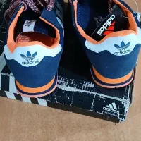 فروش کتونی آدیداس اصل|کیف، کفش، کمربند|کرج, دهقان ویلا|دیوار