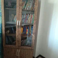 کتابخانه|کتابخانه، شلف، قفسه‌های دیواری|کرج, دهقان ویلا|دیوار