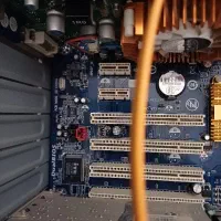 کامپیوتر|رایانه رومیزی|اراک, |دیوار