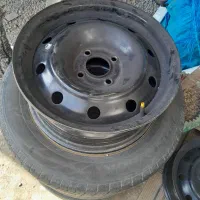 ۴ عدد رینگ ۱۵ فولادی پژو و ۳ لاستیک