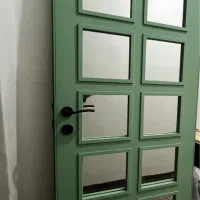 فروش در چوبی شیشه‌دار خاص