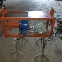 بالابر ساختمانی‌. پاکت
