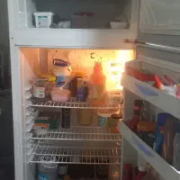 یخچال  با درب جا یخی جدا  تمیز  و مرتب