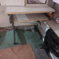 دوتا میز کامپیوتر محکم سالم