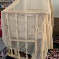 تخت و گهواره