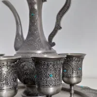 فروش تنگ و لیوان و سینی دو عدد پارچ تزئینی|کلکسیون اشیاء عتیقه|ابهر, |دیوار