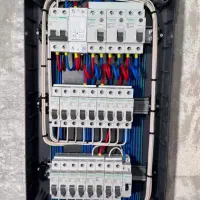 انجام کلیه ی خدمات برقکاری