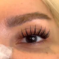 کاشت مژه بدون ریزش چرخش|خدمات آرایشگری و زیبایی|قائم‌شهر, |دیوار