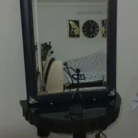 آیینه و کنسول