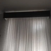 پرده حریر شایندار کاملا نو با آستری و چوب پرده