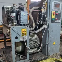 تعمیر تخصصی انواع کمپرسور ها اسکرو و پیستونی